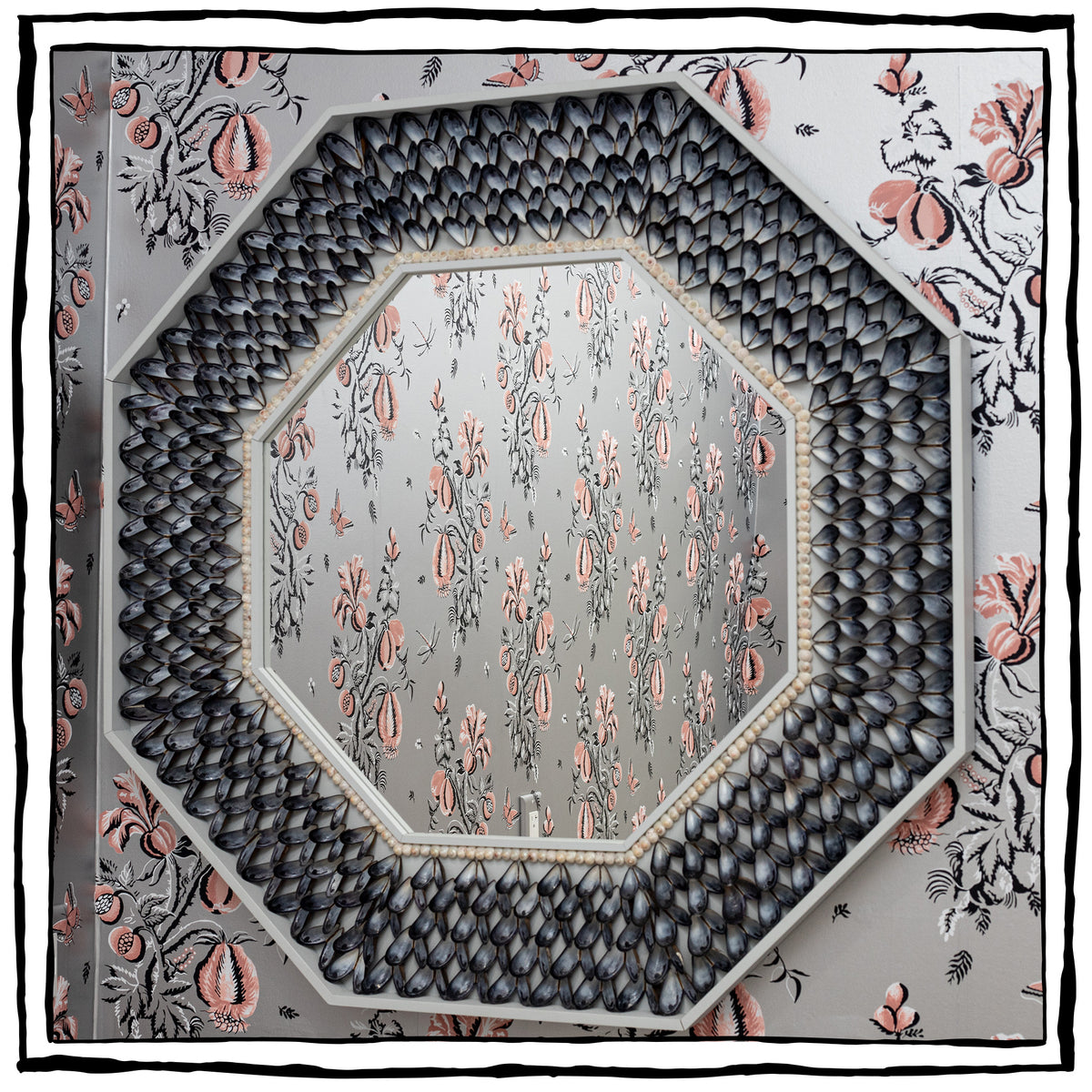 Moules Octagonal Mirror