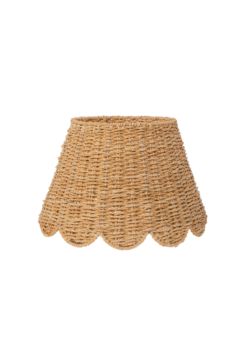 Scalloped Lampshade in Ivory Twisted Seagrass