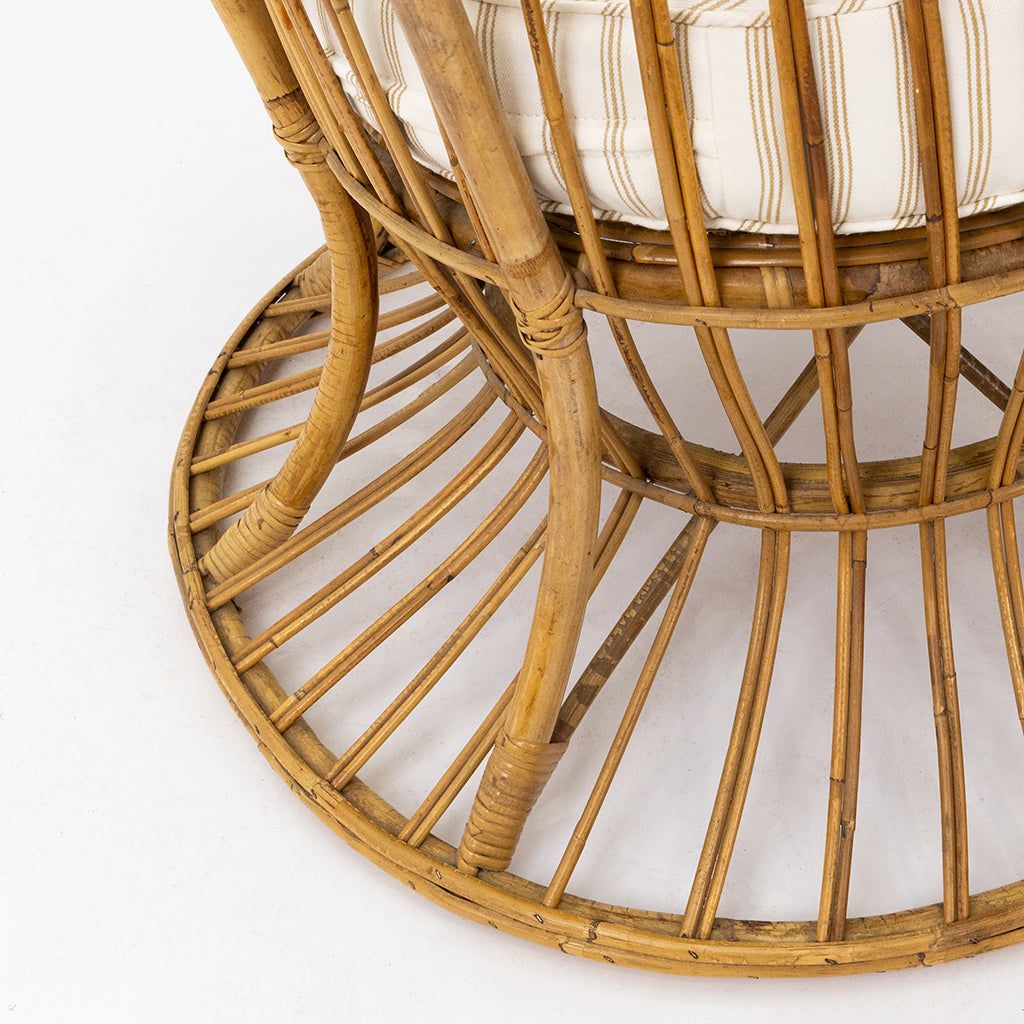 A Pair of Italian Peacock Chairs by Bonacina