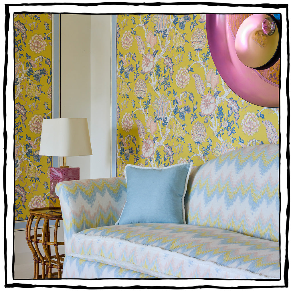 Brighton Sofa in Fiamma