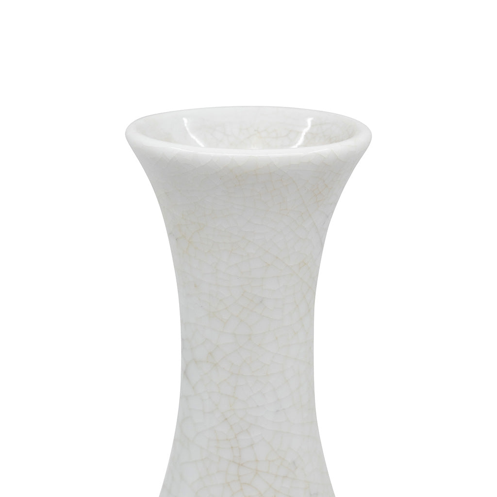 A Pair of White Crackle-Glazed Pear or "Yuhuchunping" Shaped Vases