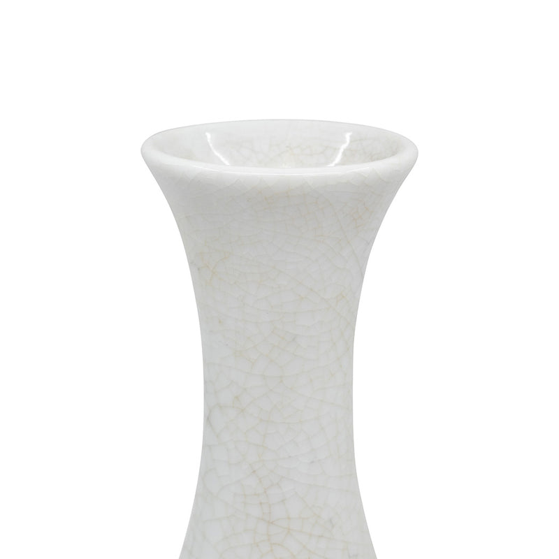 A Pair of White Crackle-Glazed Pear or "Yuhuchunping" Shaped Vases