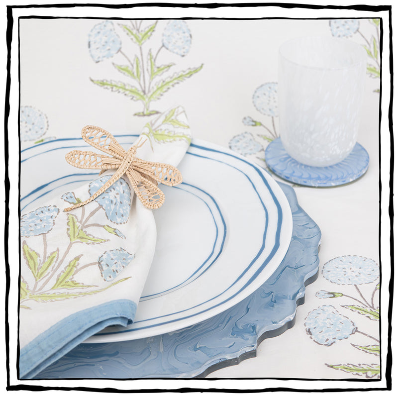 Swirl-Painting Trays