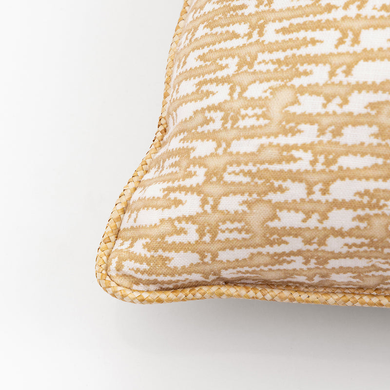 Vimini Pillow with Raffia Quadri Piping