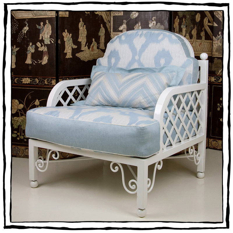 White Lacquered Wrought Iron Sofa and Two Armchairs in the Style of Emilio Terry