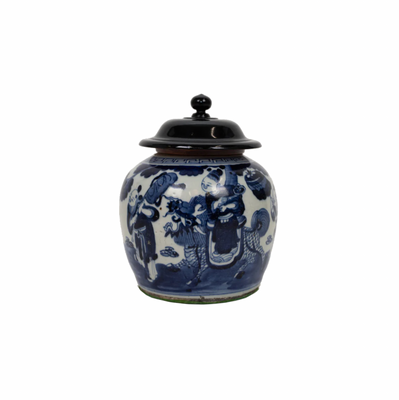 A Chinese Blue and White Porcelain Vase with Wooden Lid